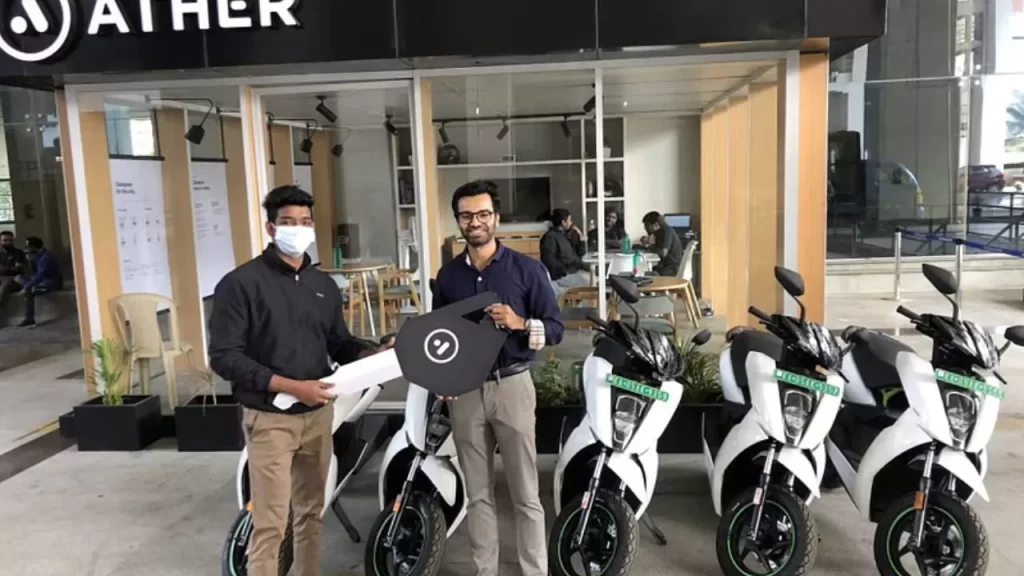 Free traveling on electric car and bike