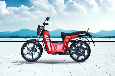 Top best Electric Scooters above 200 kilometer range Top best Electric Scooters above 200 kilometer range
